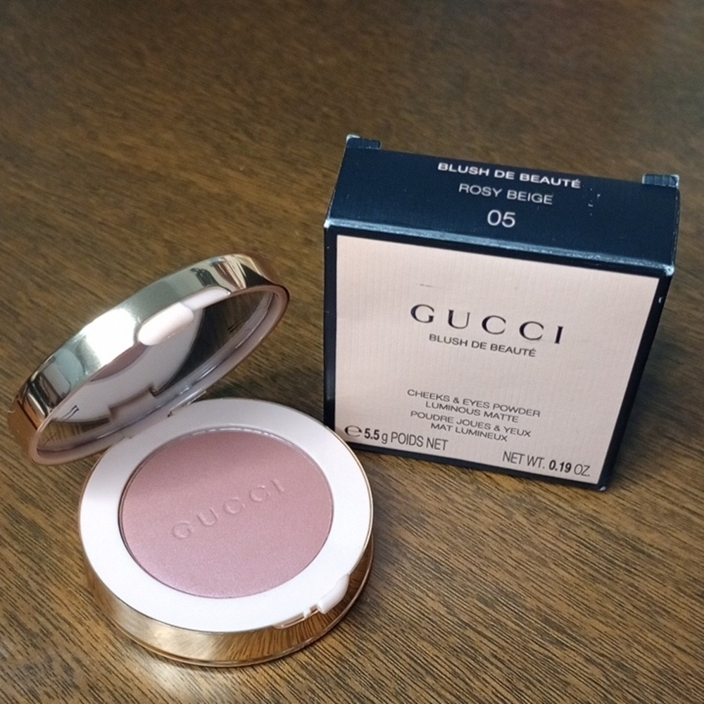 Gucci Blush de Beauté Cheeks & Eyes Powder - Rosy Beige Pink
